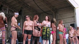 Nebraska Coeds: Wild exhibitionist nudist at the party HD