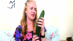 Solo busty & chubby MILF masturbating