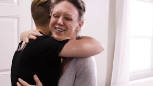 Syren De Mer sensual kissing