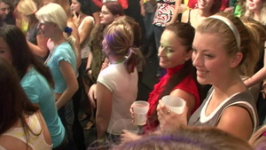 British amateur Zoe Rose has a taste for fingering HD