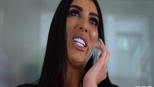 Hard nailining accompanied by beautiful pornstar Ava Koxxx