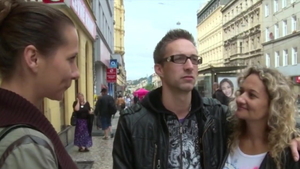 Samantha B & Amelie Matis blowjobs in HD