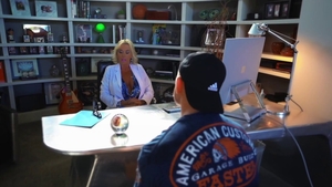 Very hawt mature Sandra Otterson wishes deepthroat HD