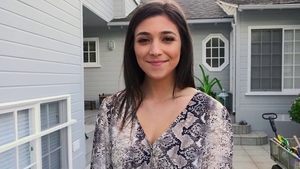 Beautiful brunette Brooklyn Gray need fucking in HD