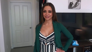 POV good fuck escorted by gorgeous brunette Havana Bleu