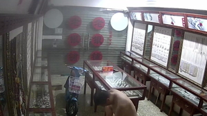 Homemade slamming hard in company with Muslim couple