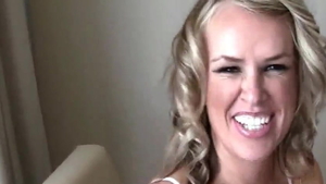 Cumshot in hotel alongside housewife