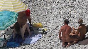 Amateur voyeur at the beach