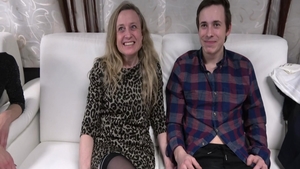 Teen crazy pussy fucking