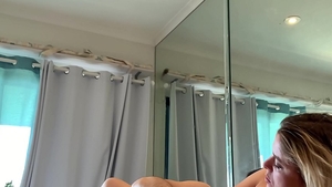 Curvy stepmother shared in the bed