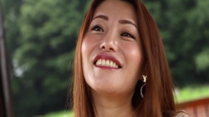 Super hot & charming mature rough pussy eating