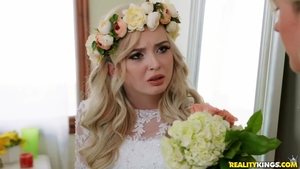 MILF Kit Mercer in sexy stockings threesome