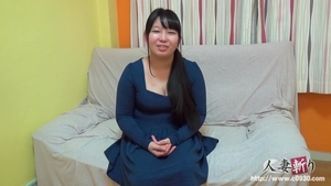 Loud sex escorted by hairy asian MILF