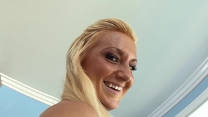 Wild blonde haired cumshot
