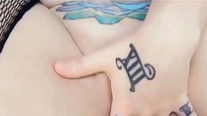 POV plowing hard in company with tattooed amateur