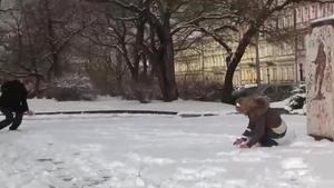 Tender MILF does what shes told