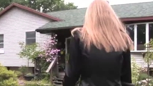 Squirting with kinky russian stepmom