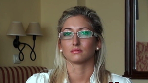 Cum in mouth at the audition japanese Karina