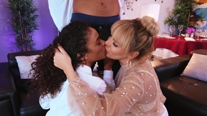 MomsBangTeens - Scarlit Scandal sensual kissing