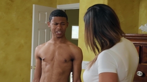 Mommy Got Boobs - Bald european MILF Lil D receives cumshot