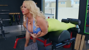 MILFs Like It Big: Latina gagging at the gym