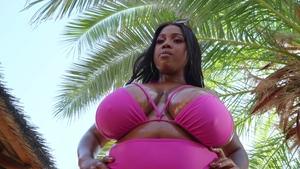 Hot & Mean - BBW Carolina Sweets pussy fuck sex scene