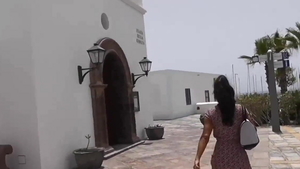 Coral Joice riding big dildo