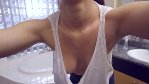 Moms Teach Sex: Stepmom Jennifer White cock sucking porn