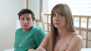 MomsTeachSex: Hard ramming with Haley Reed & Reagan Foxx