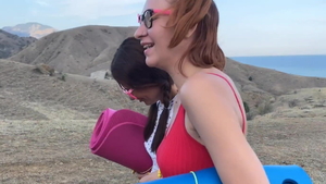 Flashing at the party HD