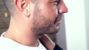 Hitzefrei.com: Very hot Sophie Logan blowjob in glasses