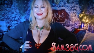 BBW enthüllt große Brüste