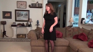 Older Woman Fun - Mature uncover big boobs