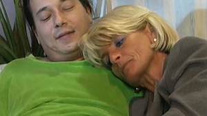 Nice deutsch MILF enjoys raw hard nailining HD