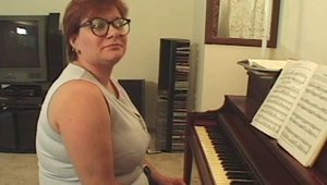 Chubby BBW enjoys rough nailing