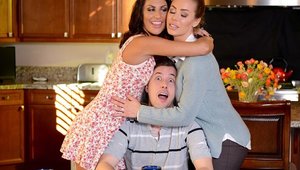 Real Wife Stories - Nicole Aniston escorted by August Ames