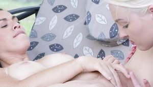 Petite french stepmom wants masturbation HD